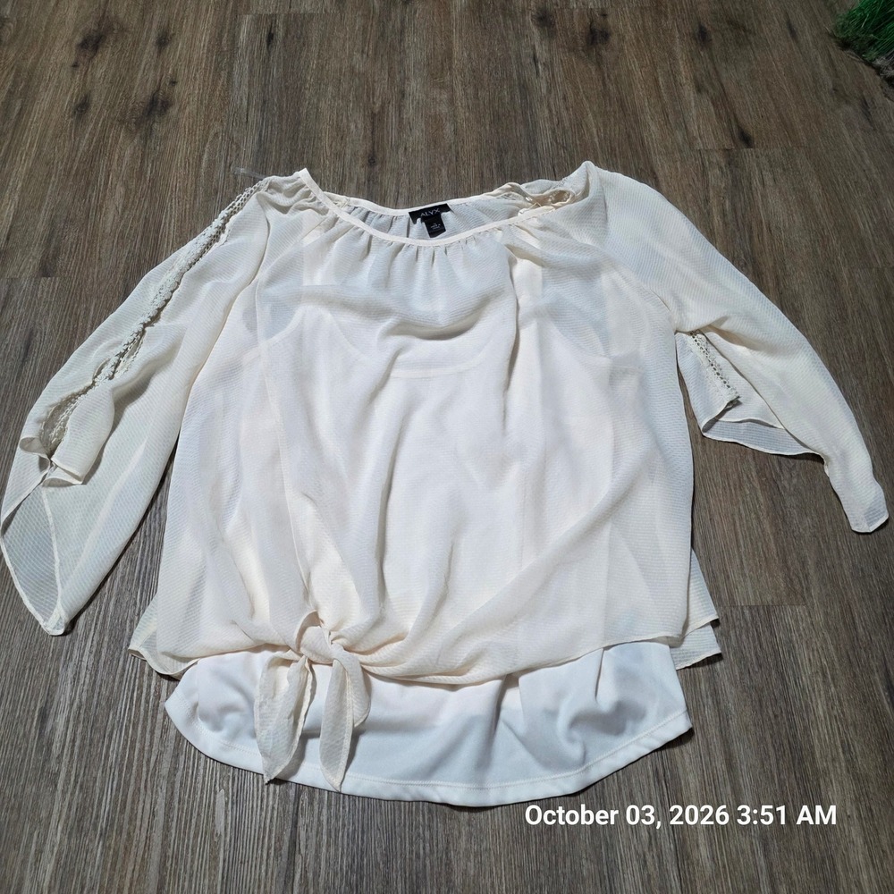 Alyx Womens 1X Cream Layered Blouse Crochet Lace Split Bell Sleeve Tie Front Top